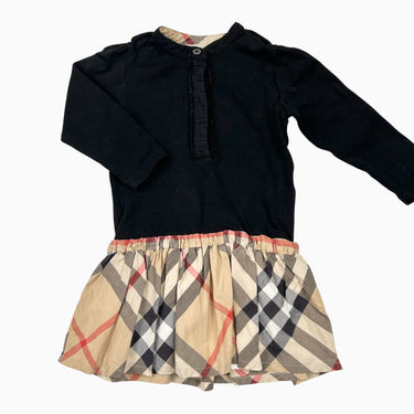 Robe noire carreautée emblématique 18M