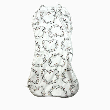 Gigoteuse d'emmaillotage blanche 'coeurs en fleurs' 1TOG 0-3M