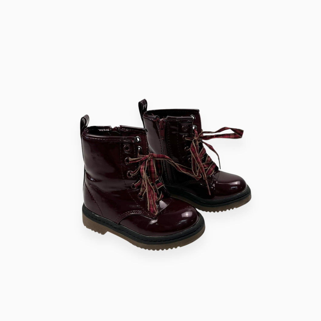 Bottines rouge vin immitation cuir vernis avec lacets carreautés 7US