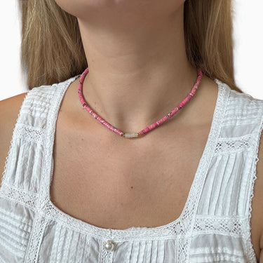 Collier en perles ajustables pour adultes (couleurs varia)