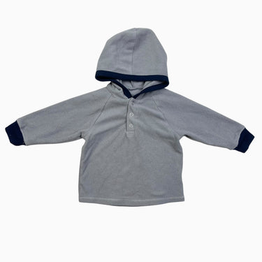 Pull à capuchon gris en polar 6M