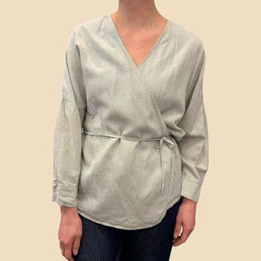 Blouse grise-menthe cache-coeur en lin et lyocell pour femmes 6US