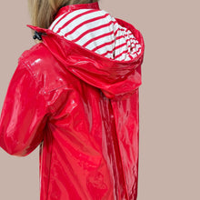 Charger l&#39;image dans la galerie, Imperméable ciré rouge doublé en coton pour femmes 36EU
