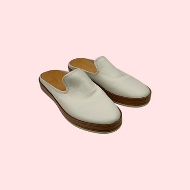 Sandales fermées blanches en cuir pour femmes 7US