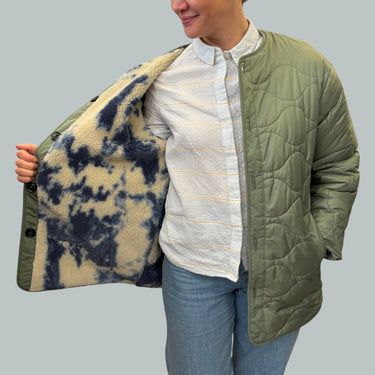 Manteau 'Havanas' en sherpa réversible eucalyptus matelassé pour femmes S