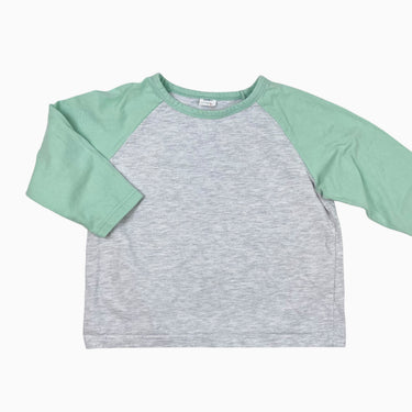 Chandail gris et vert L 4-5Y