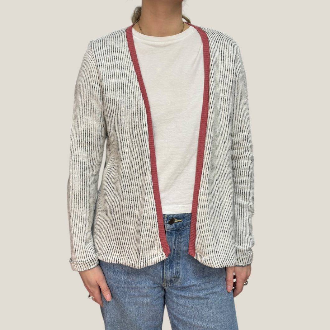 Cardigan en coton crème à rayures chinées et bordure framboise pour femmes S